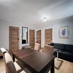 Osir - Centrum, Parking Holiday home Polanica-Zdroj