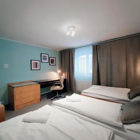 Osir - Centrum, Parking Ferienhaus Bad Altheide