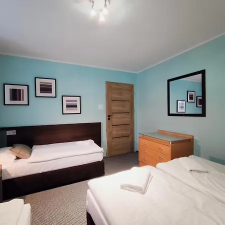 Osir - Centrum, Parking Ferienhaus Bad Altheide