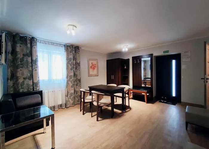 Osir - Centrum, Parking *