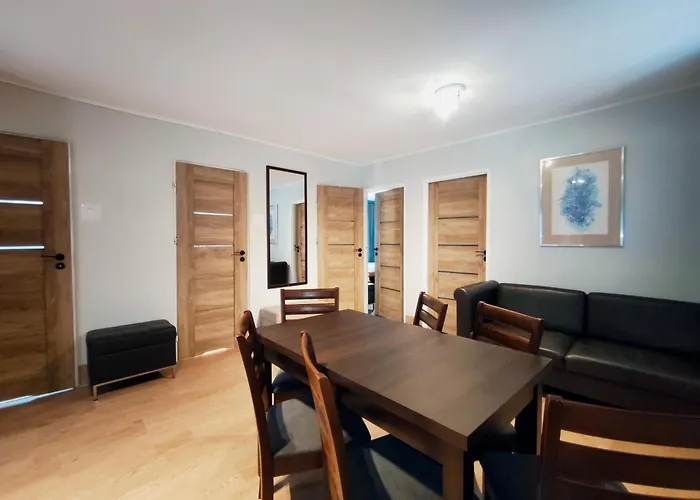 Osir - Centrum, Parking Prázdninový dům *