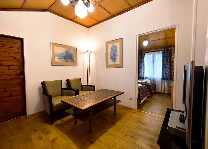 Osir - Centrum, Parking Dom wakacyjny *